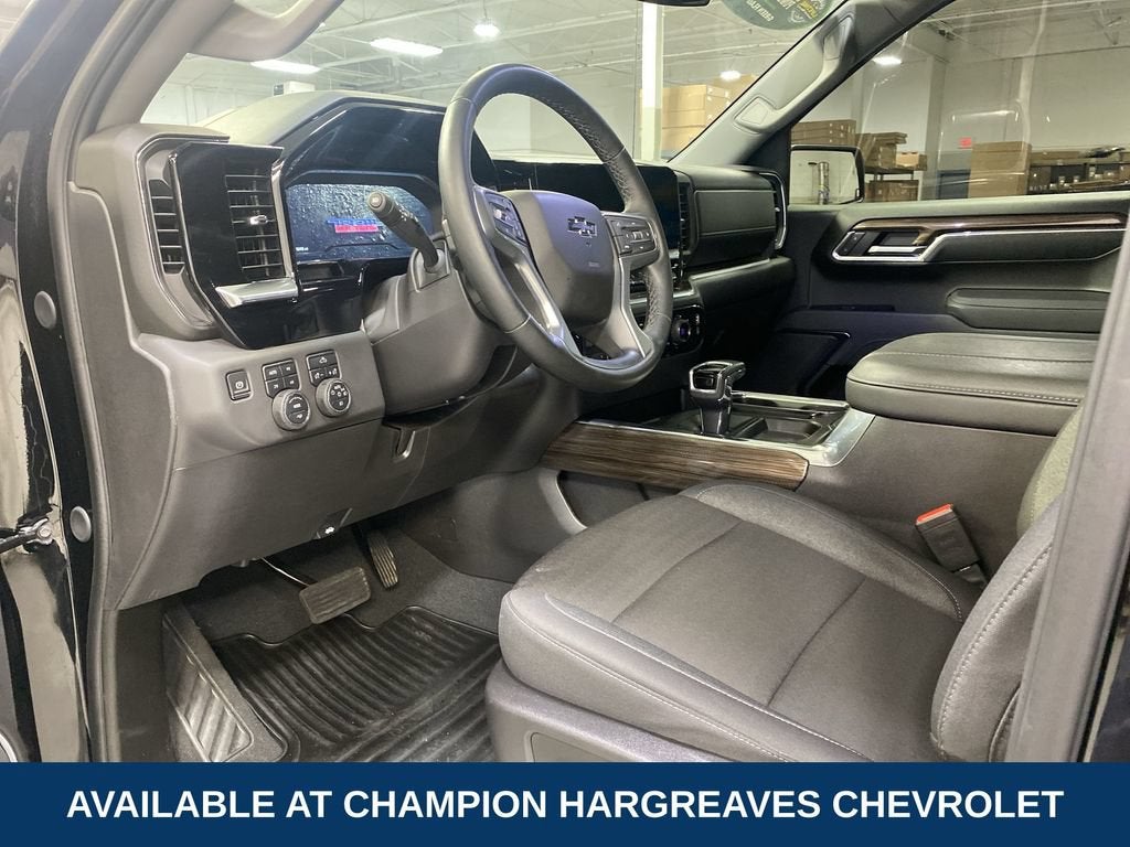 2025 Chevrolet Silverado 1500 LT Trail Boss