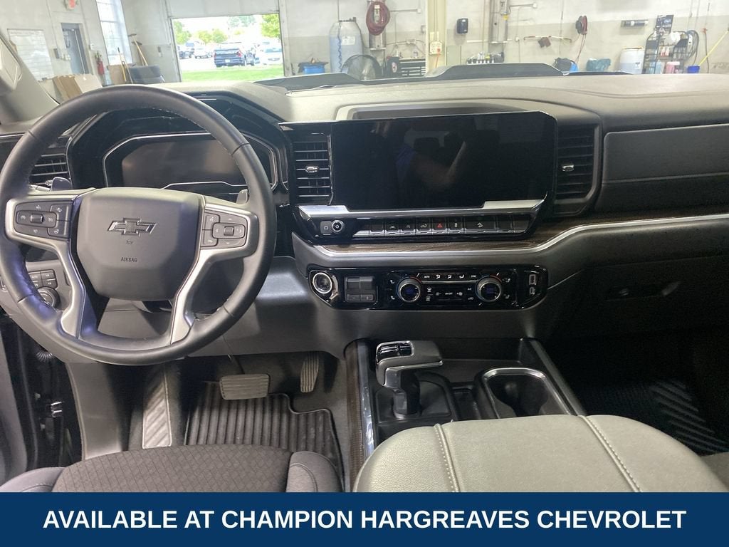 2025 Chevrolet Silverado 1500 LT Trail Boss