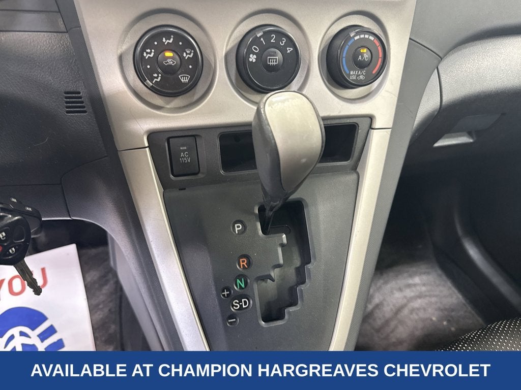 2009 Pontiac Vibe w/1SB
