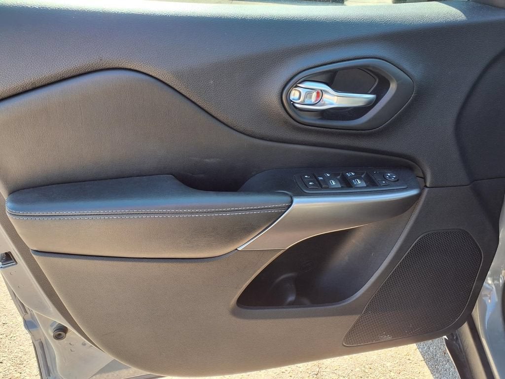 2020 Jeep Cherokee Latitude Plus FWD