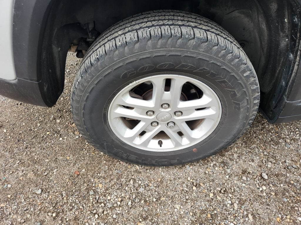 2024 Jeep Grand Cherokee Laredo 4x4