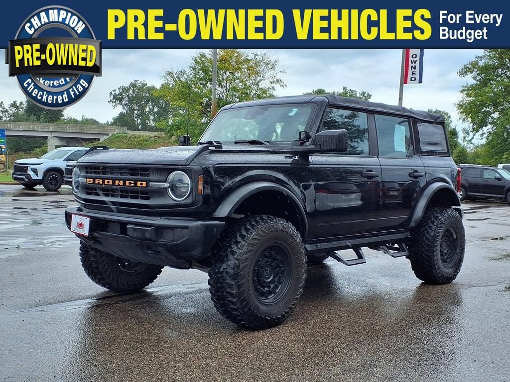 2022 Ford Bronco Base