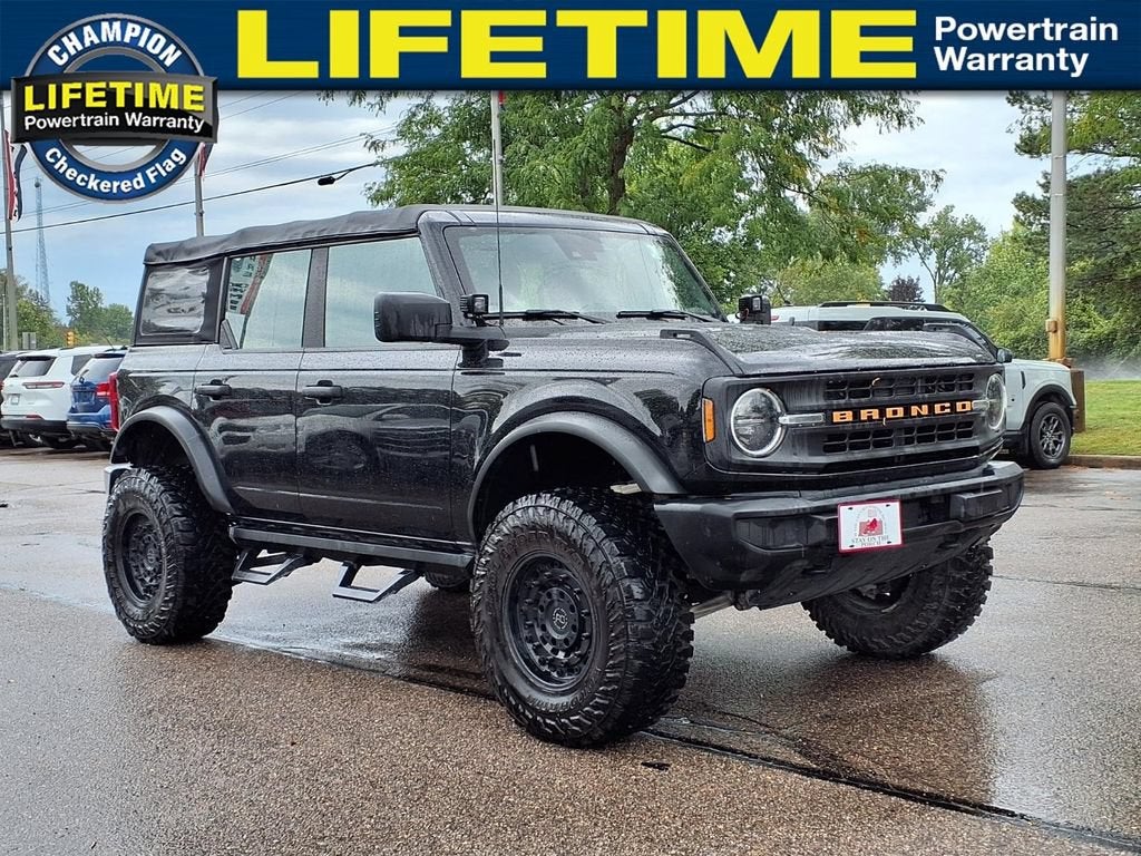 2022 Ford Bronco Base