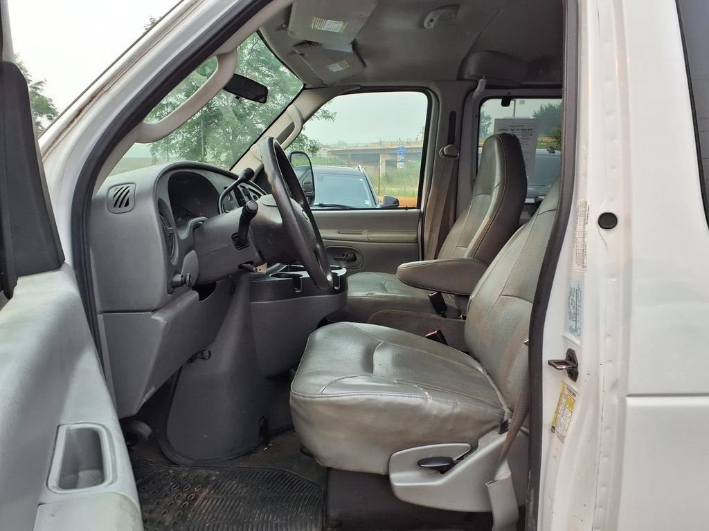 2008 Ford E-250 Recreational