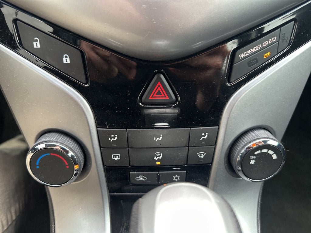 2011 Chevrolet Cruze LT w/1FL