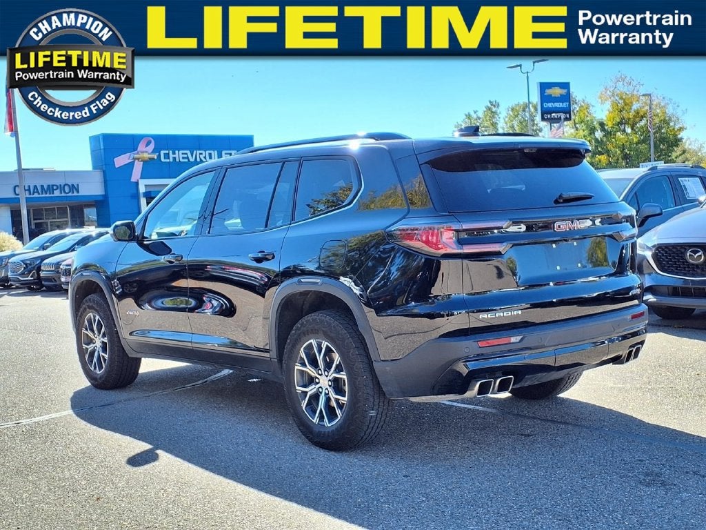 2026 GMC Acadia AT4