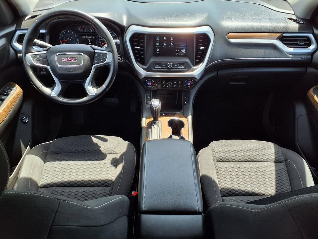 2017 GMC Acadia SLE