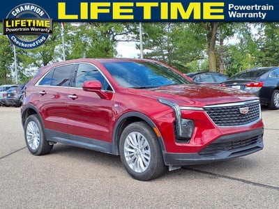 2024 Cadillac XT4 Luxury