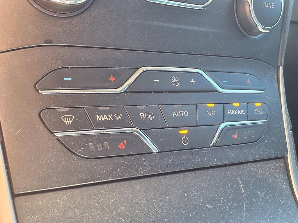 2020 Ford Edge SEL