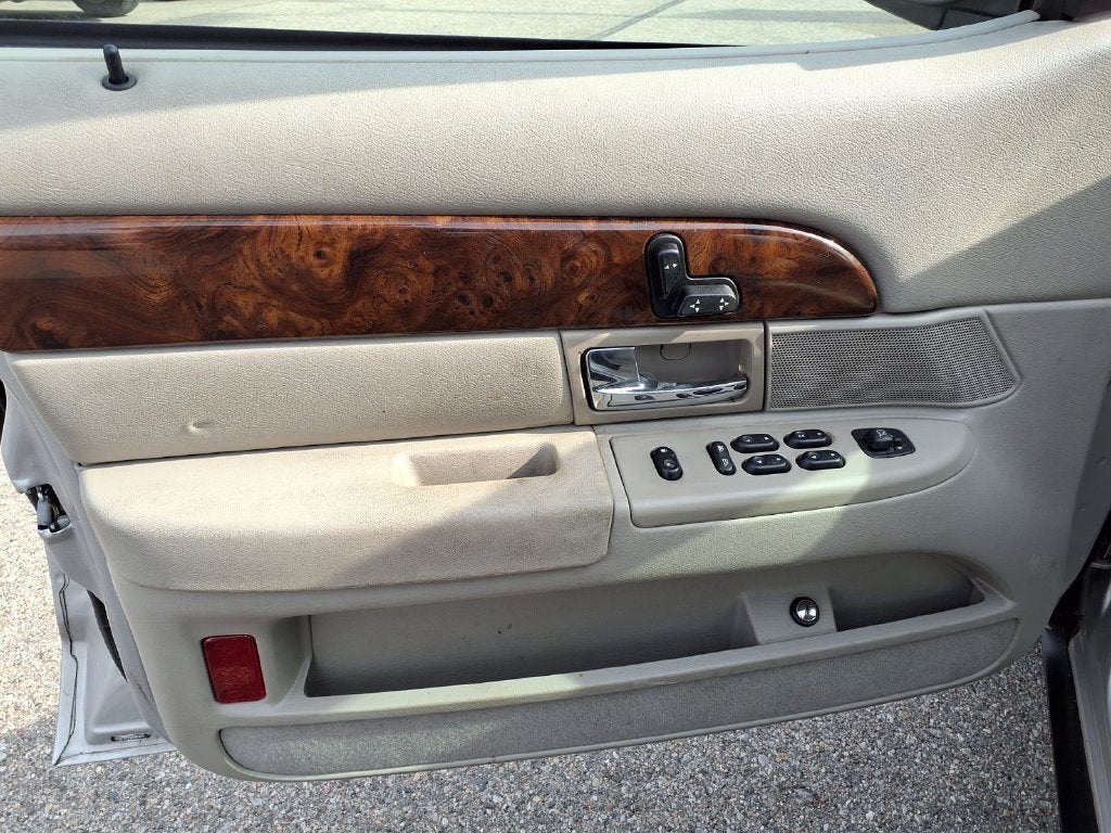 2008 Mercury Grand Marquis GS