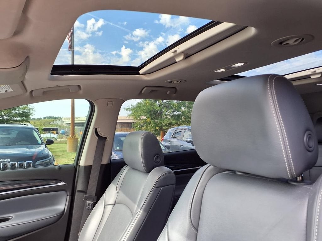 2019 Buick Enclave Essence
