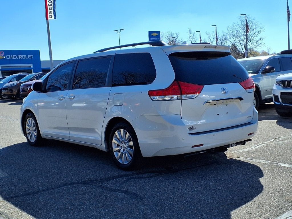 2014 Toyota Sienna XLE