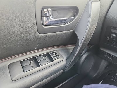 2011 Nissan Rogue SV