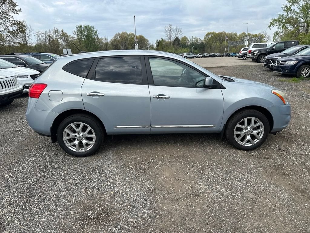 2011 Nissan Rogue SV