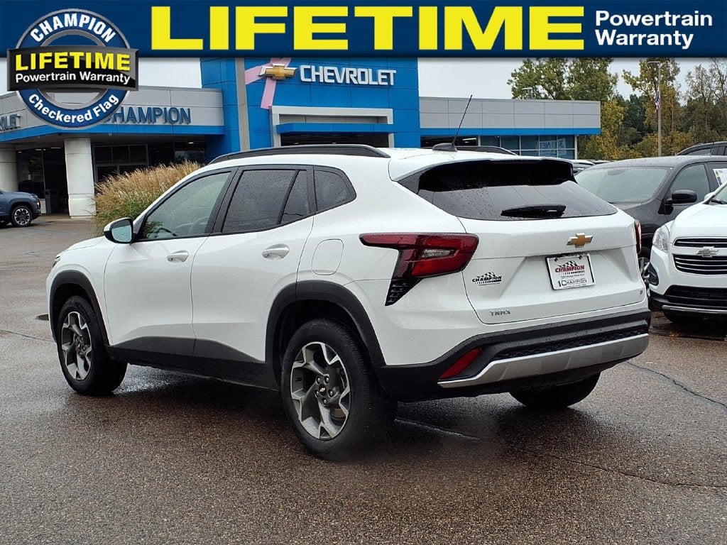 2025 Chevrolet Trax LT
